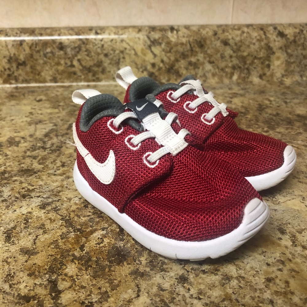 Nike brand size 5 Month